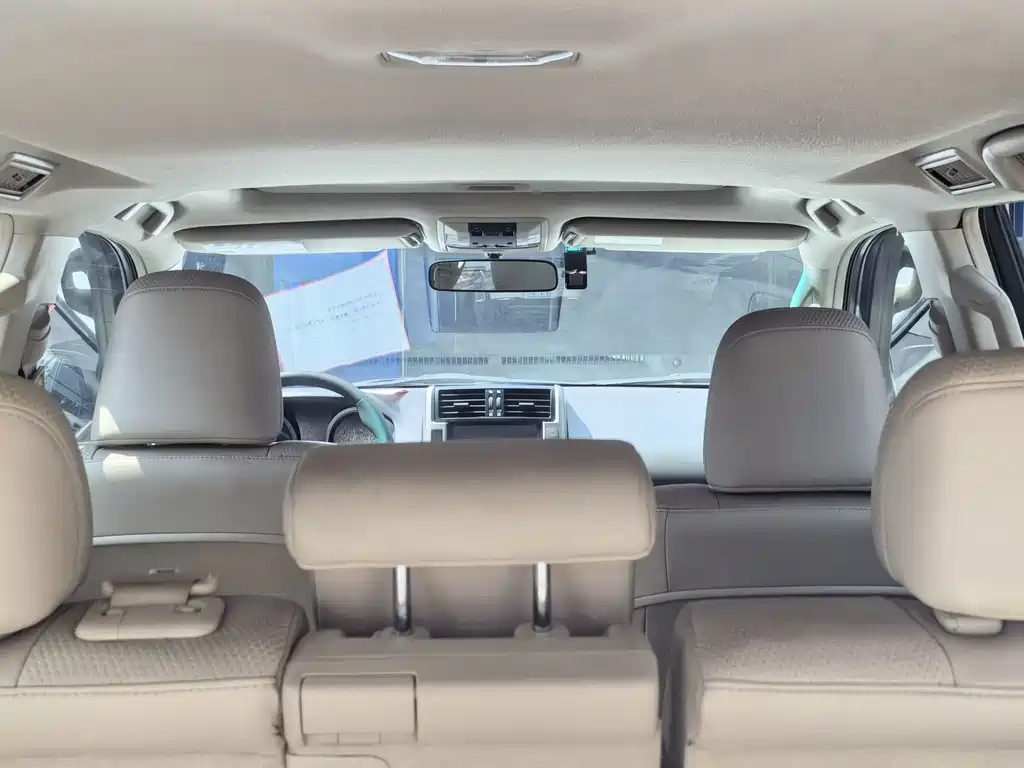 Toyota Prado — миниатюра 14