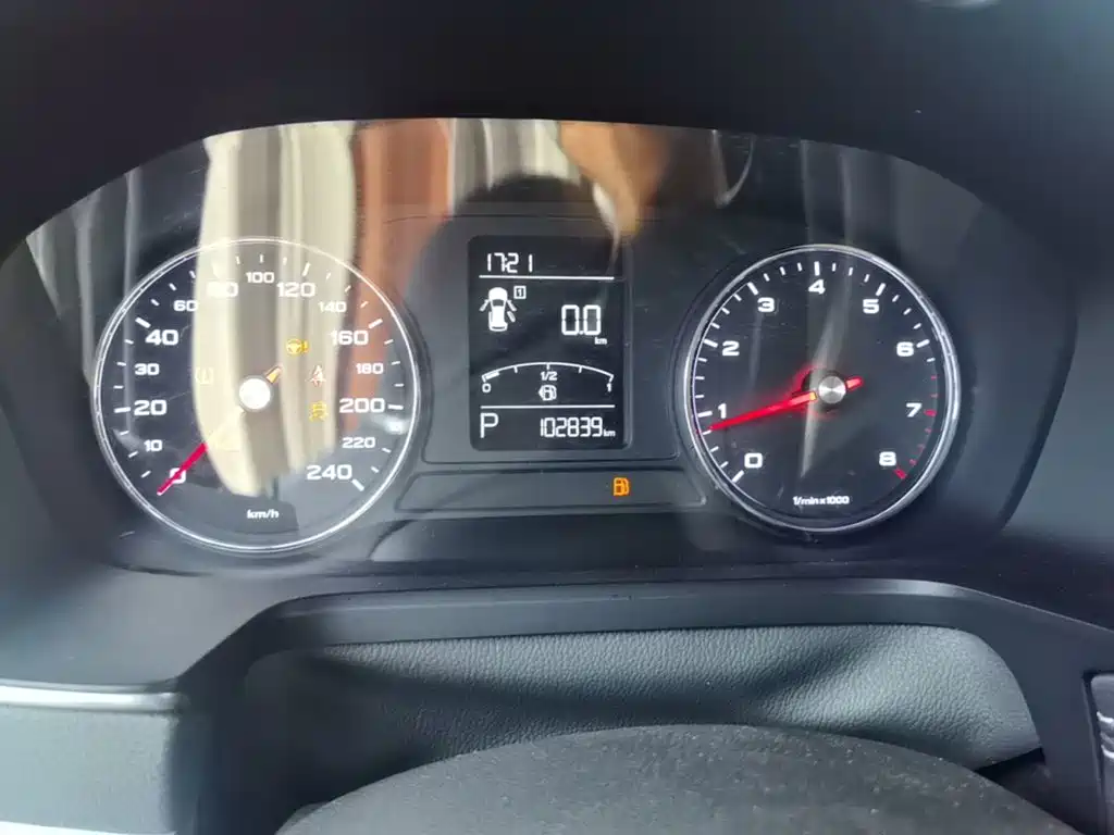 Roewe RX5 — миниатюра 12