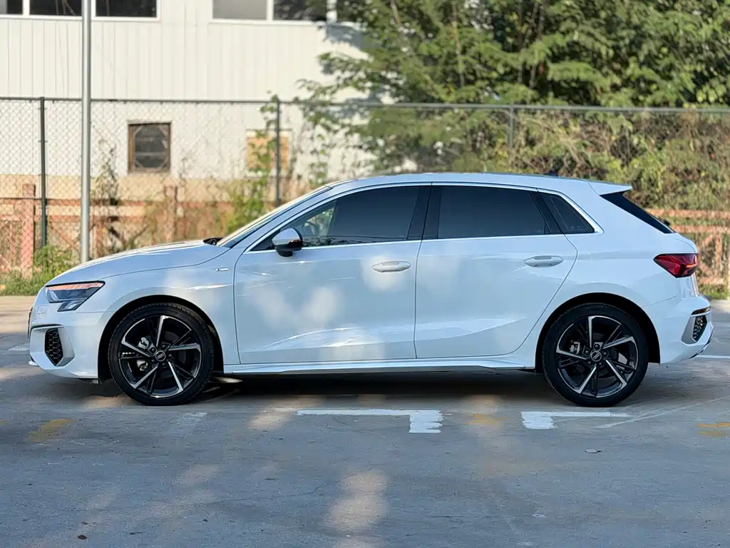 Audi A3 — миниатюра 4
