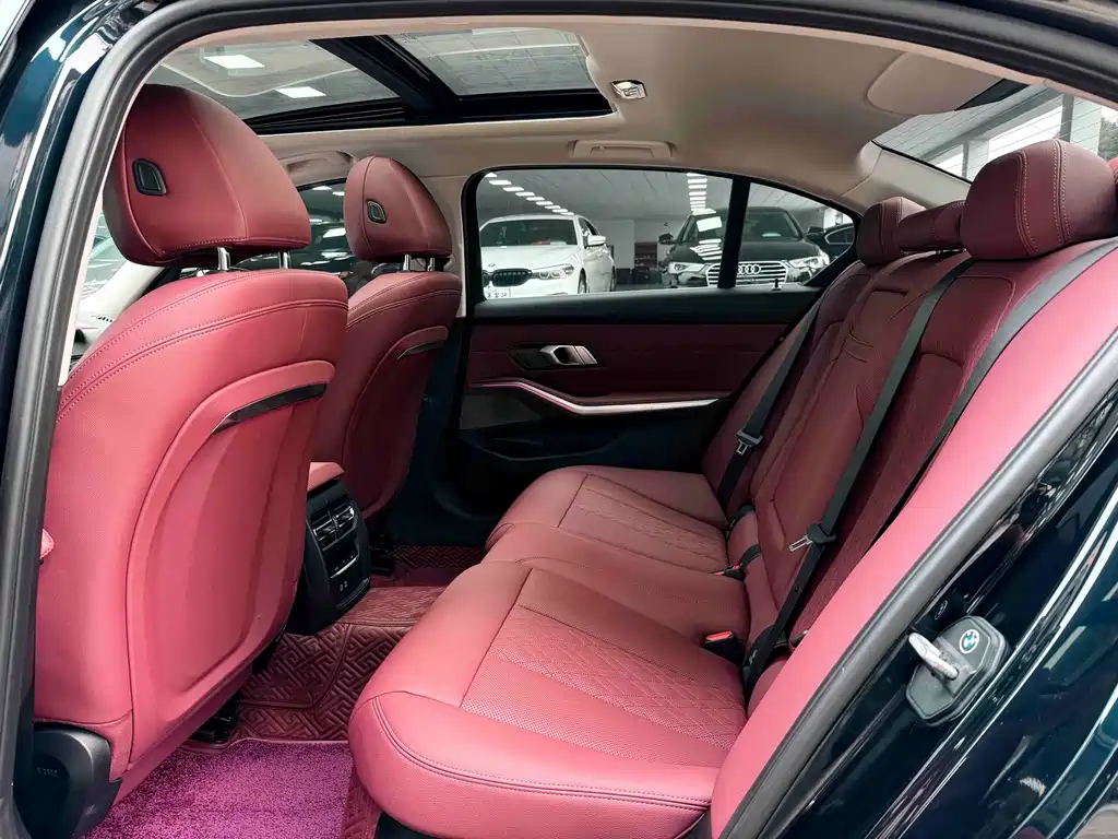 BMW 3 Series — миниатюра 6