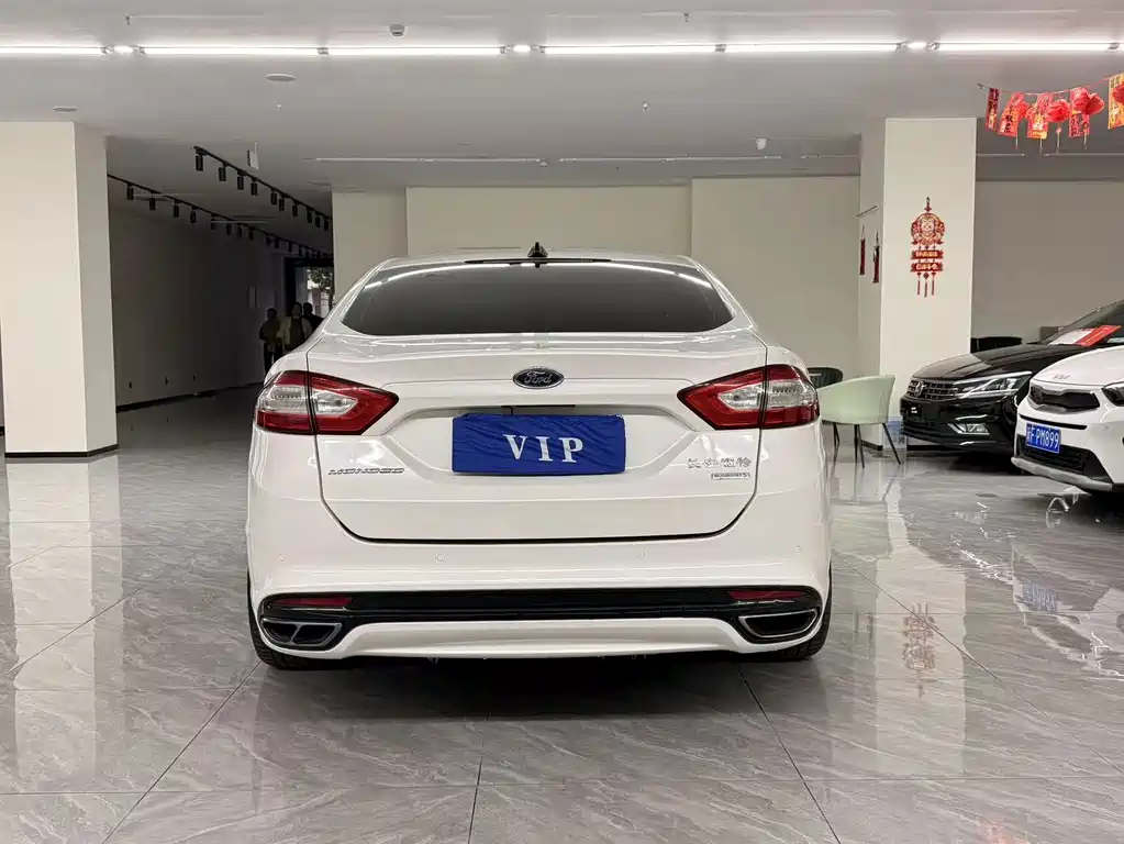 Ford Mondeo — миниатюра 5