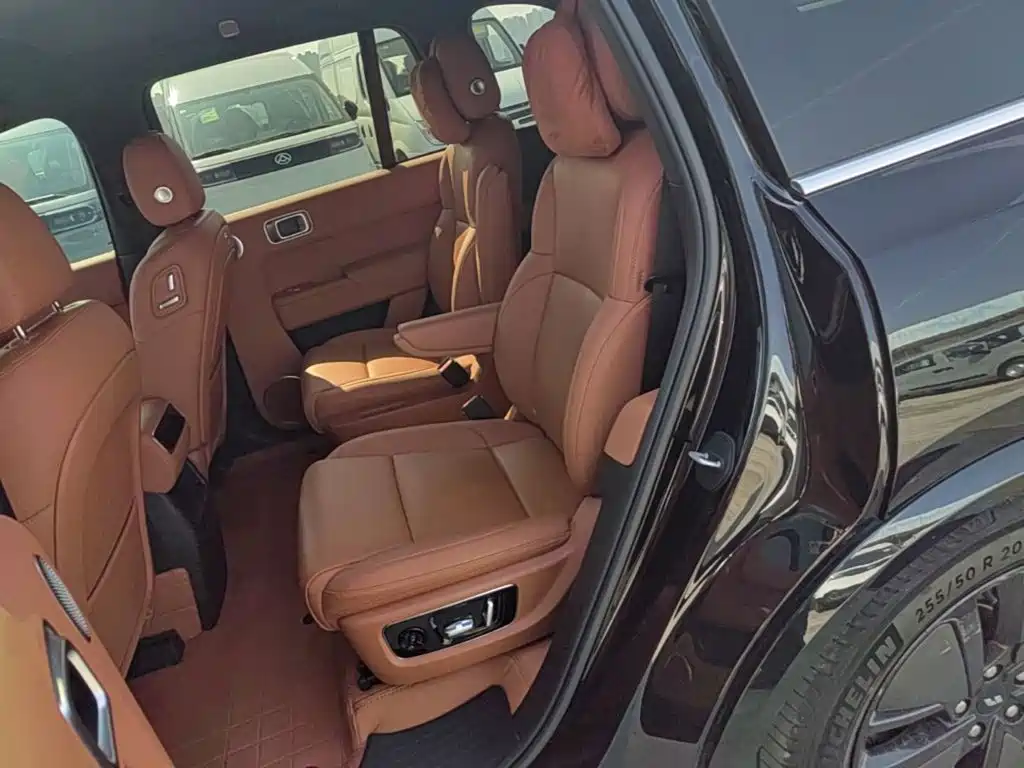 Li Auto Li L8 — миниатюра 17