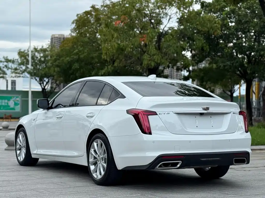 Cadillac CT5 — миниатюра 6