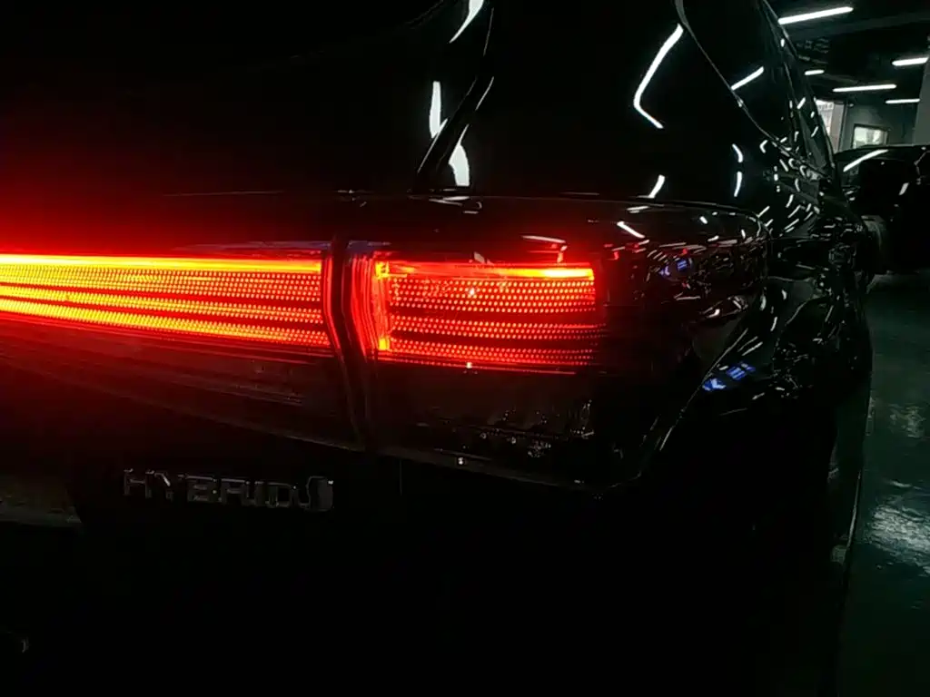 Toyota Highlander — миниатюра 8