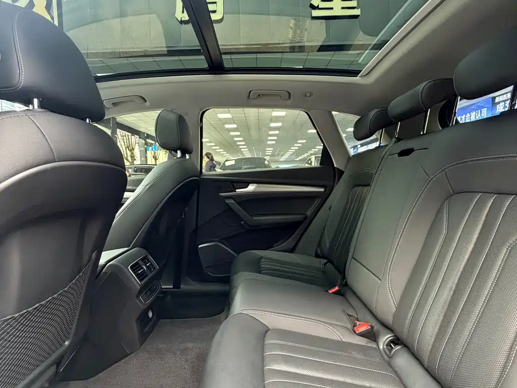 Audi Q5L — миниатюра 6