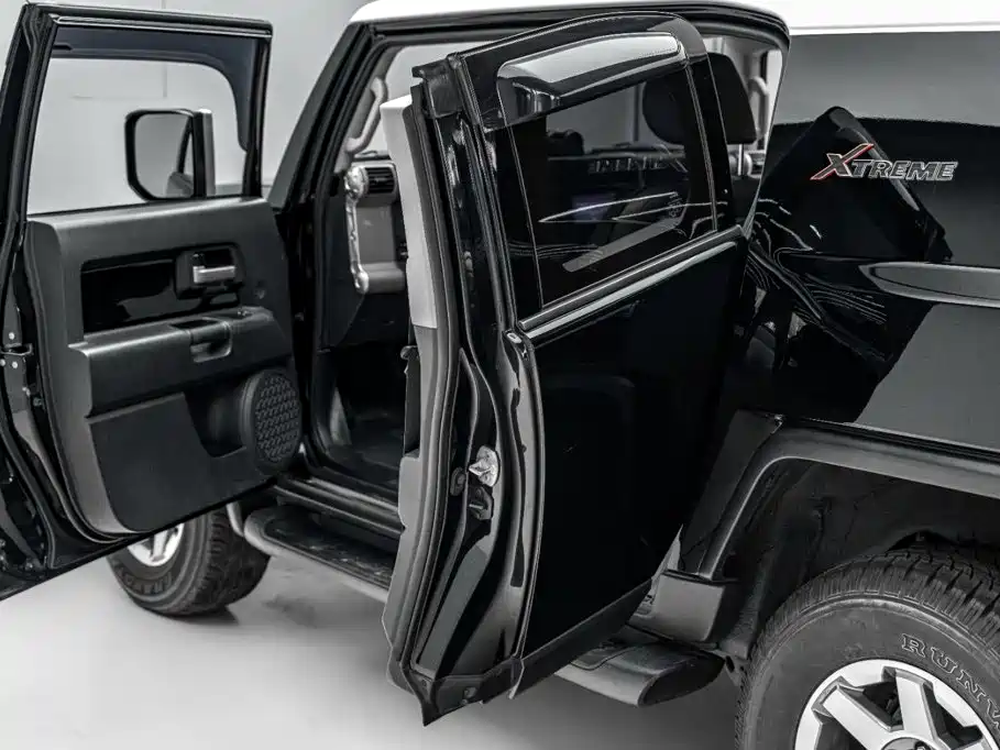 Toyota FJ Cruiser — миниатюра 27
