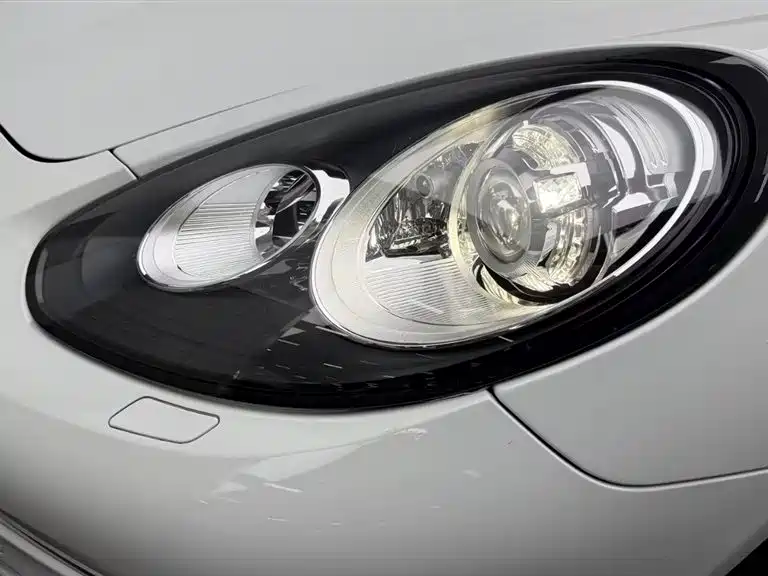 Porsche Panamera — миниатюра 7