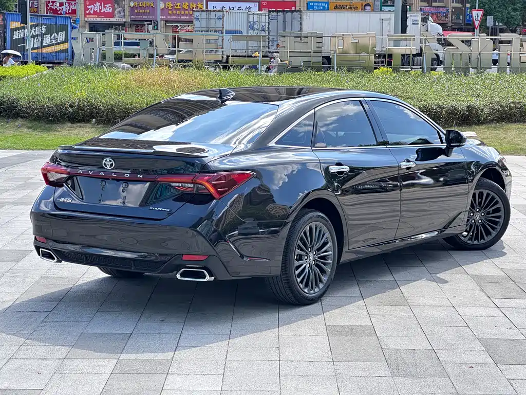 Toyota Avalon — миниатюра 6