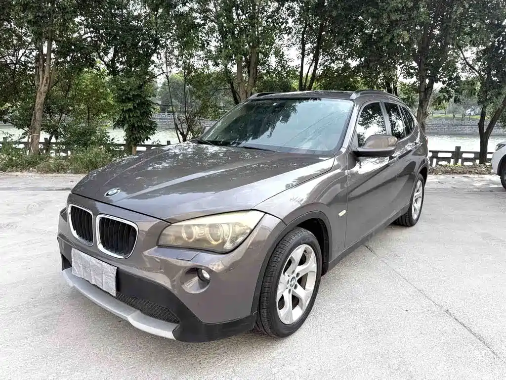 BMW X1 (Import)