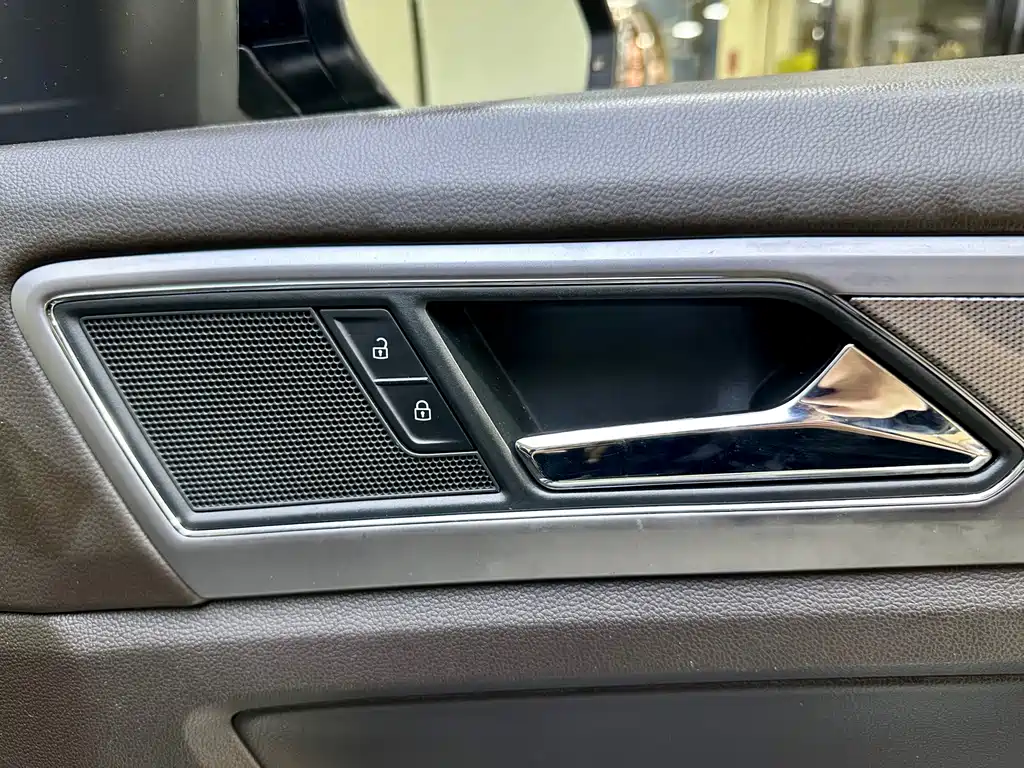 Volkswagen Teramont — миниатюра 13