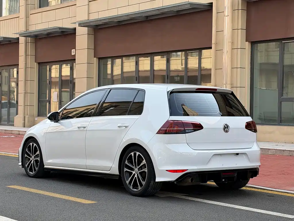 Volkswagen Golf — миниатюра 5