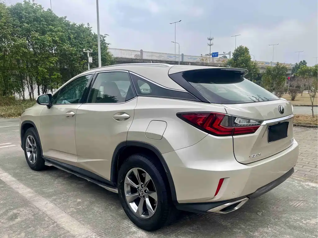 Lexus RX — миниатюра 12