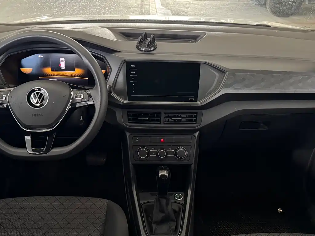 Volkswagen T-Cross — миниатюра 9