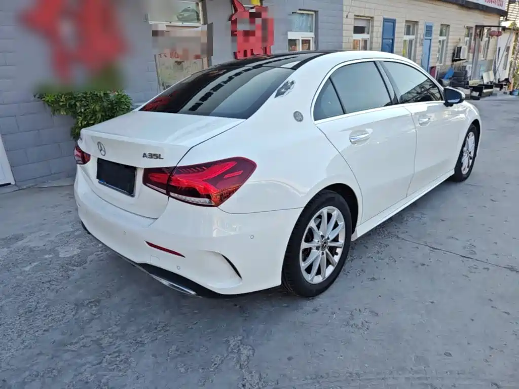 Mercedes-Benz A-Class — миниатюра 7