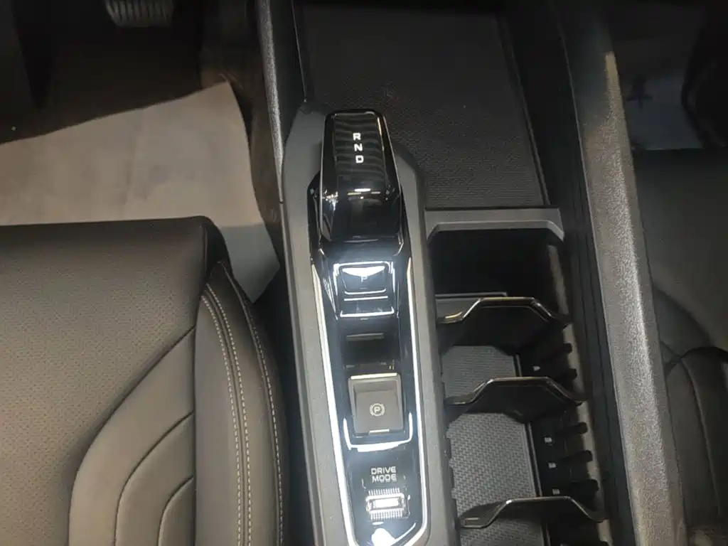 Geely Binrui — миниатюра 14