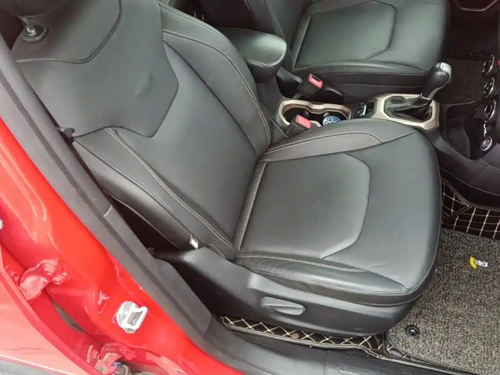 Jeep Renegade — миниатюра 25