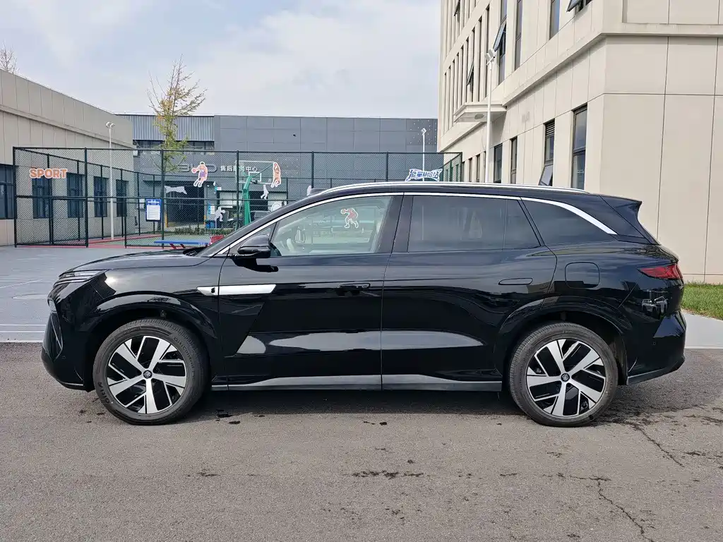 BYD Tang L — миниатюра 6