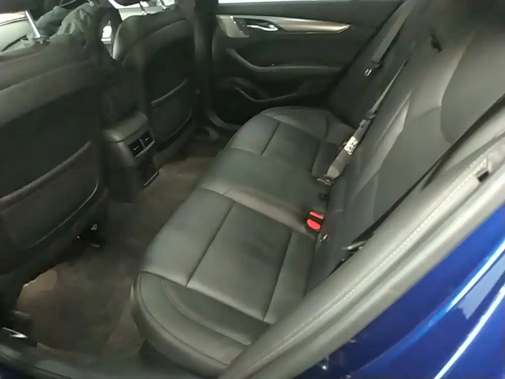 Cadillac CT5 — миниатюра 17