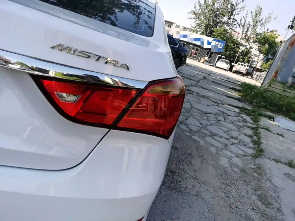 Hyundai Mistra — миниатюра 8