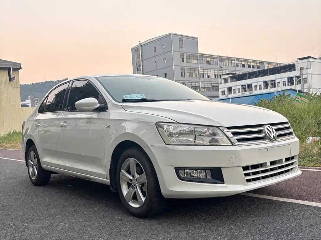 Volkswagen Santana — миниатюра 3