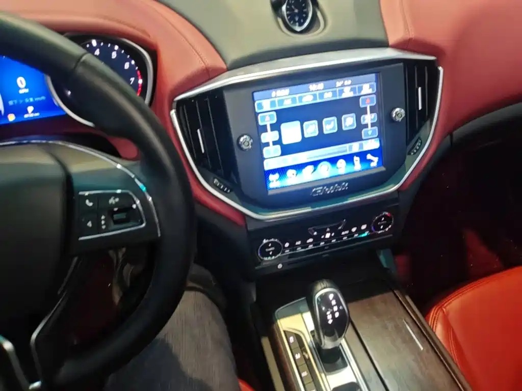 Maserati Ghibli — миниатюра 13