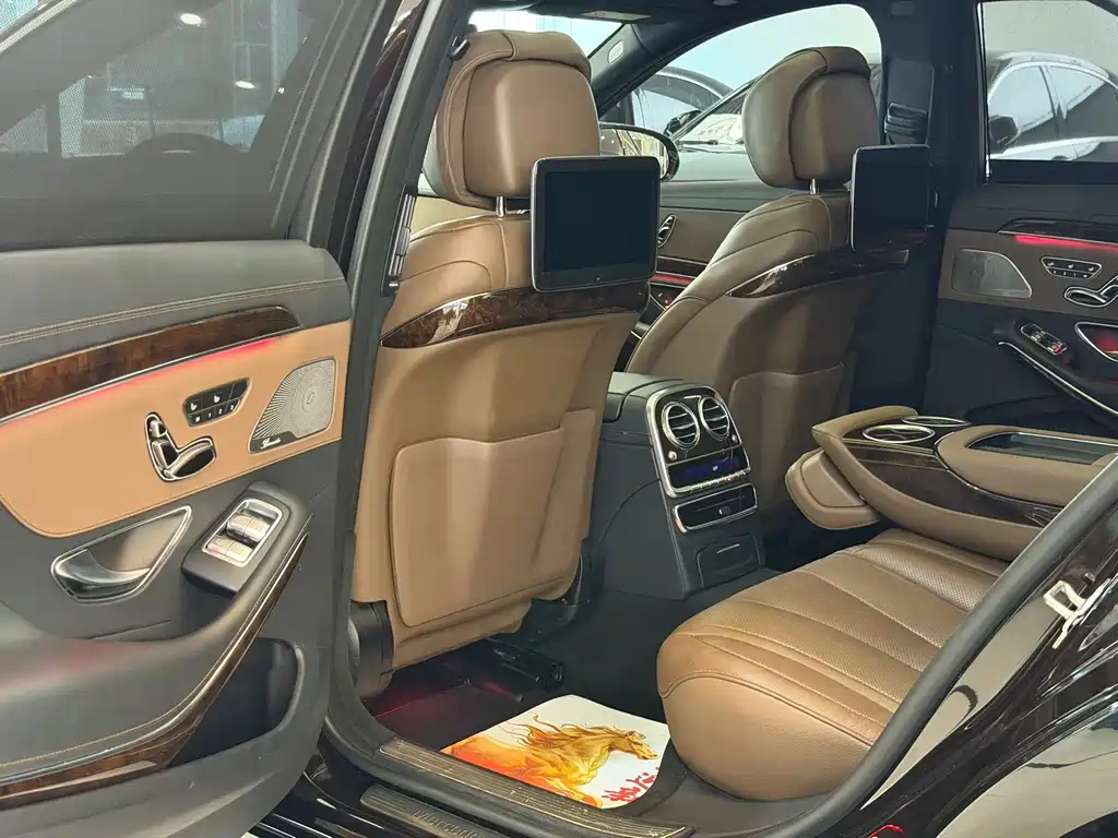 Mercedes-Benz S-Class — миниатюра 9