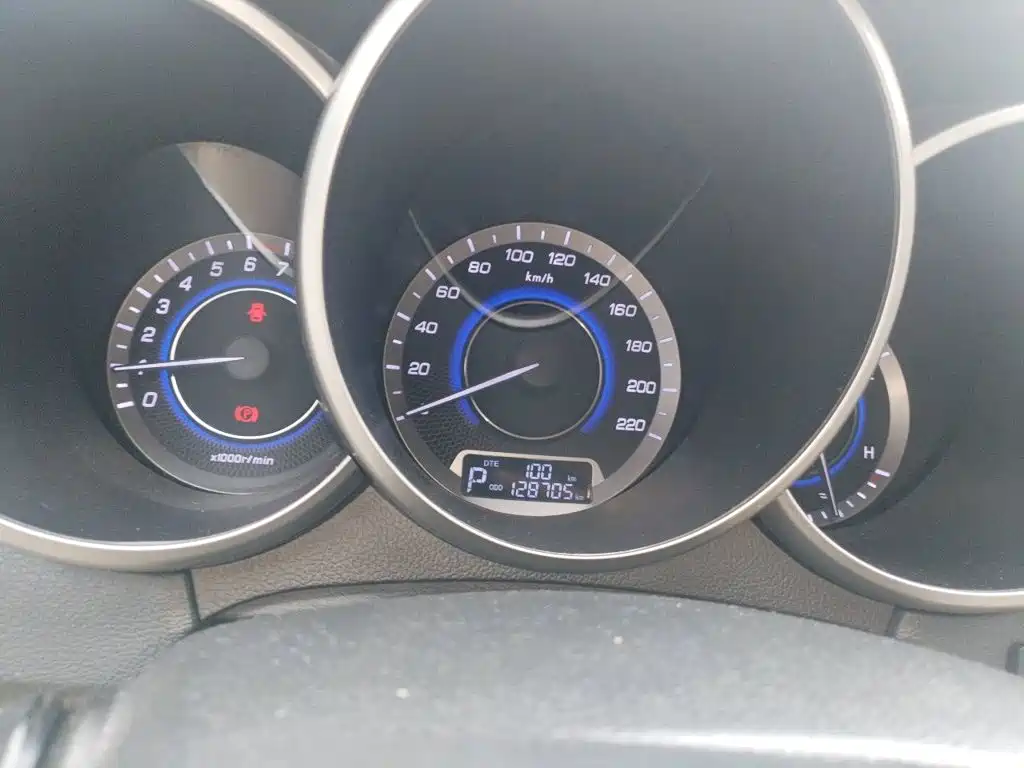 Changan Eado — миниатюра 12