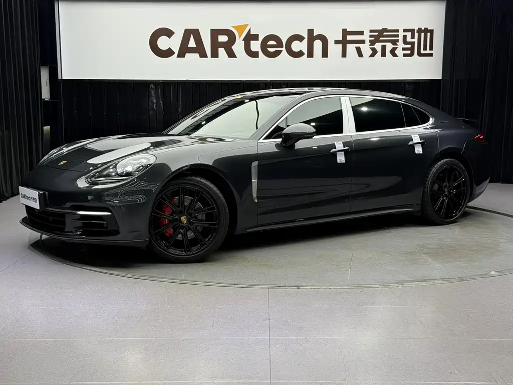Porsche Panamera 2019