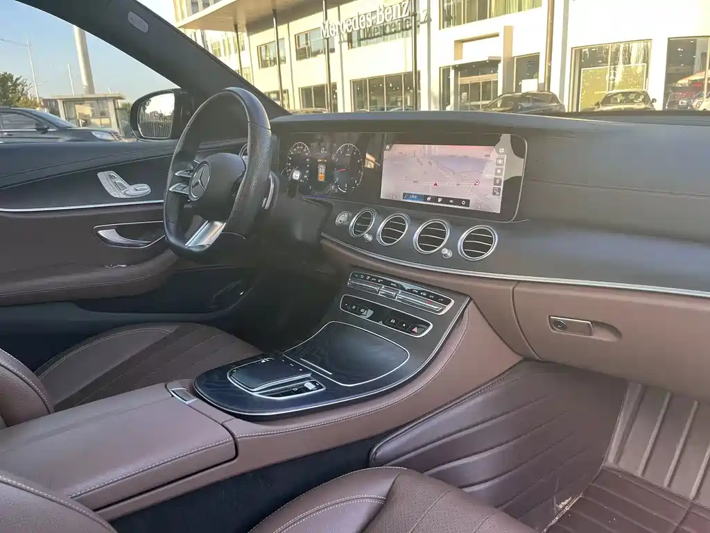 Mercedes-Benz E-Class (Import) — миниатюра 9