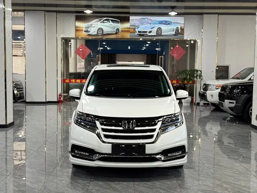 Honda Elysion 2019 2.0L Luxury
