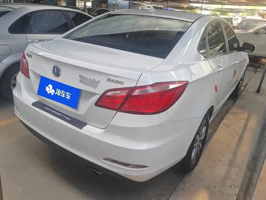 Changan Eado — миниатюра 3