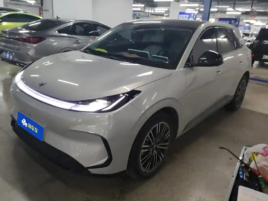 ARCFOX Beta T1