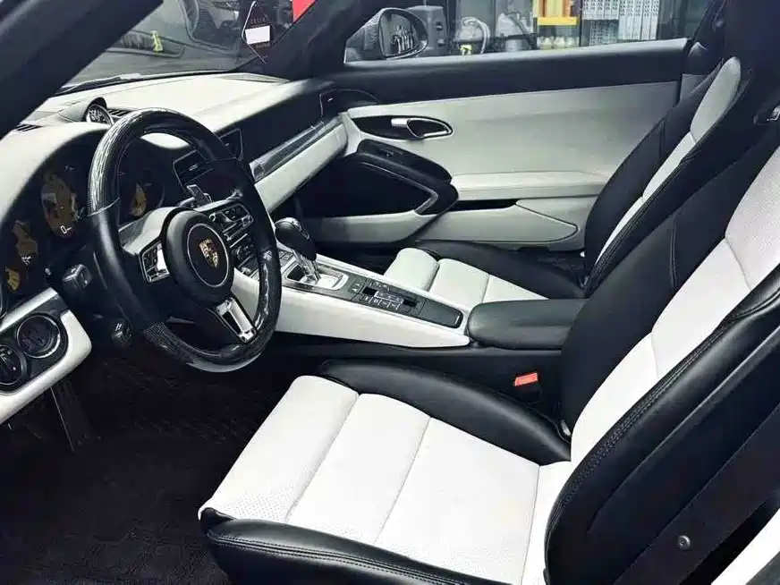 Porsche 911 2012 Carrera 3.4L