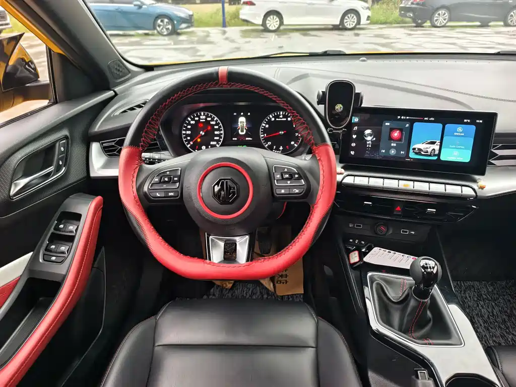 MG MG5 — миниатюра 12