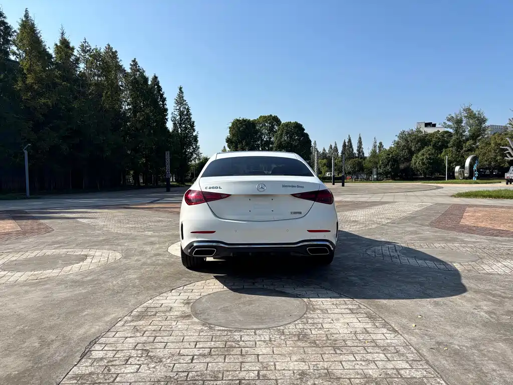 Mercedes-Benz C-Class — миниатюра 8