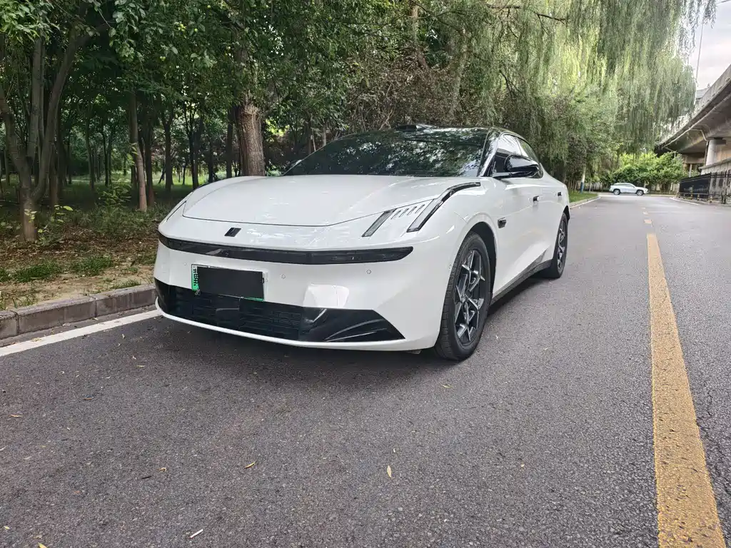 Lynk & Co 10 2025 240 Ultra Sport H7