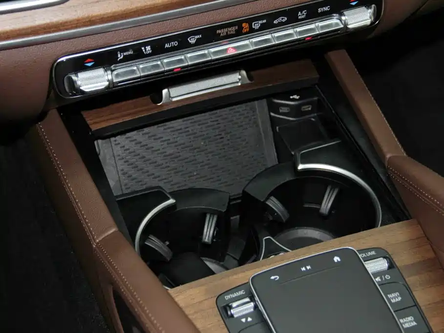 Mercedes-Benz GLE (Import) — миниатюра 18