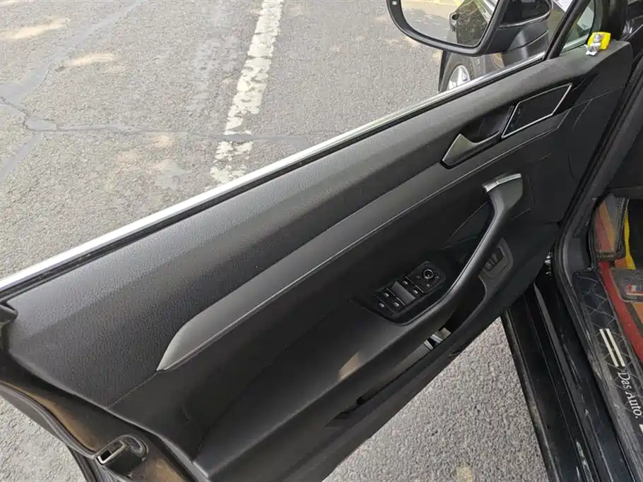 Volkswagen Magotan 2018 280TSI DSG Lead