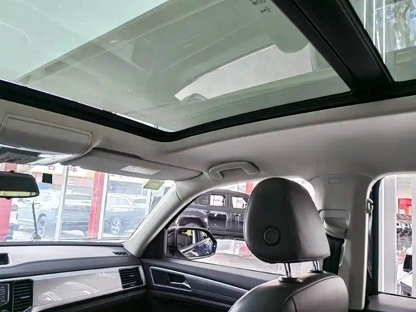 Volkswagen Teramont — миниатюра 6