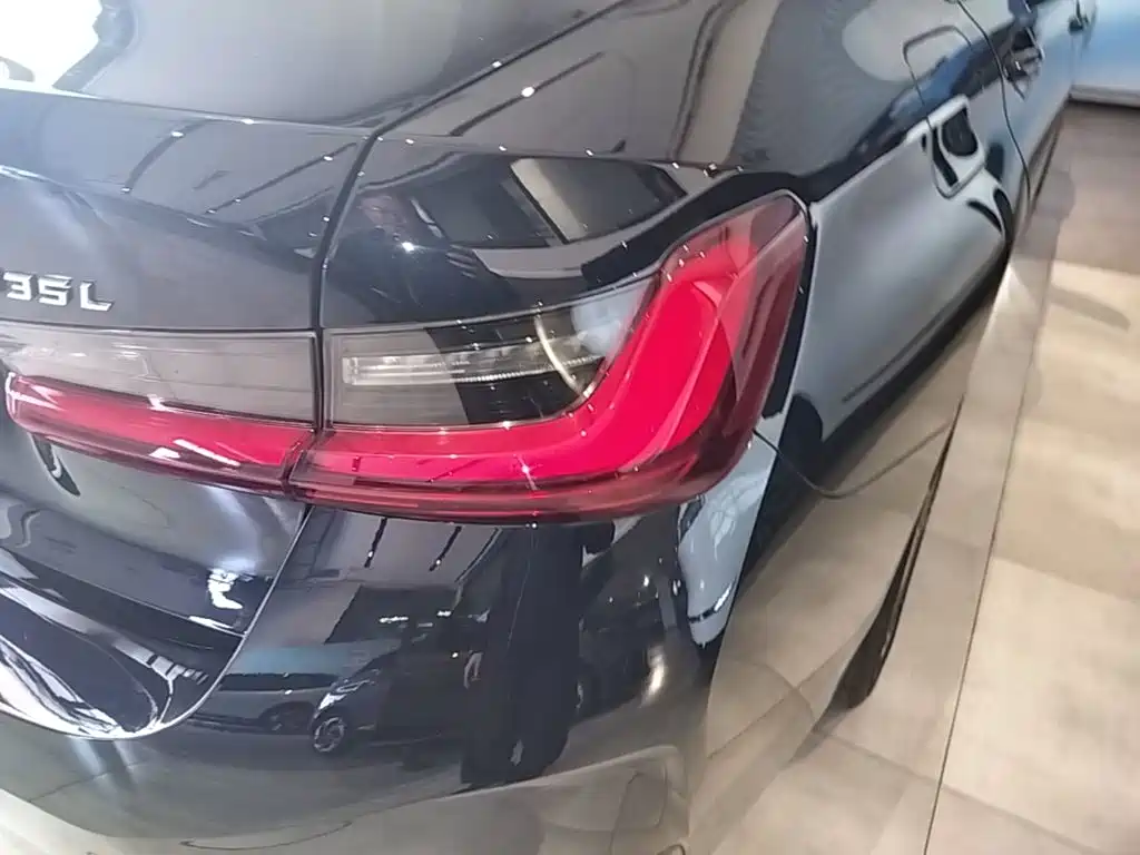 BMW i3 — миниатюра 8