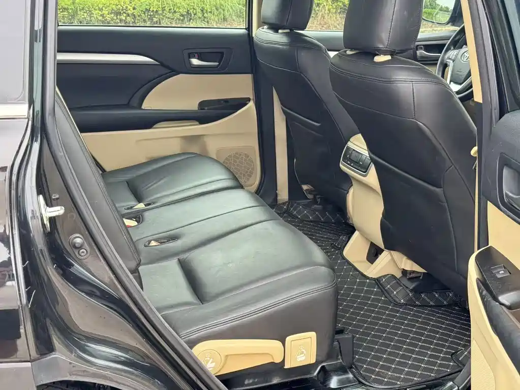 Toyota Highlander — миниатюра 13