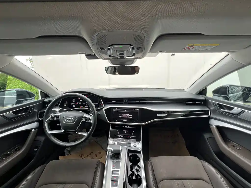 Audi A7L — миниатюра 9