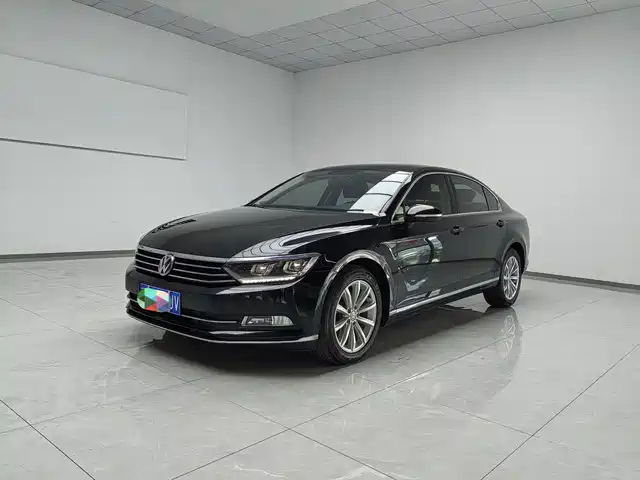 VOLKSWAGEN MAGOTAN 2019