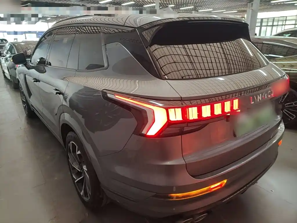 Lynk & Co 09 — миниатюра 5
