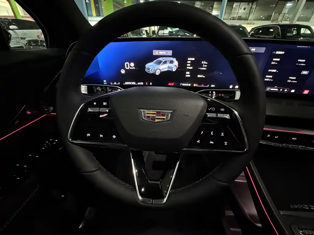 Cadillac XT5 — миниатюра 18