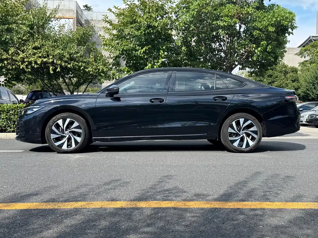 Volkswagen Passat — миниатюра 6