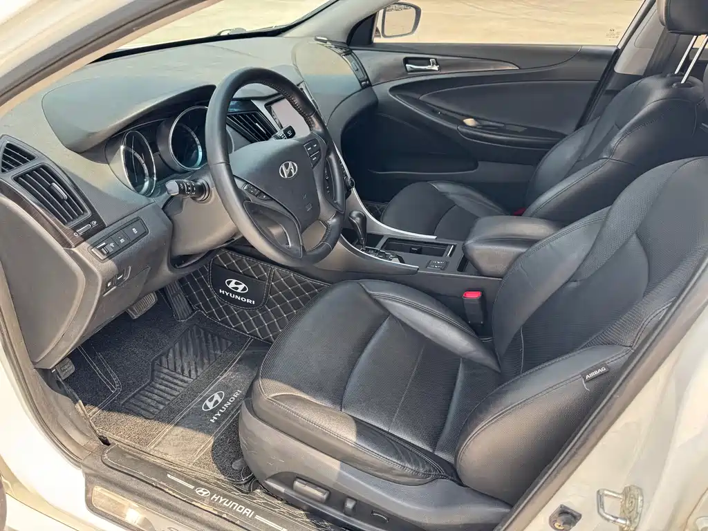 Hyundai Sonata — миниатюра 9