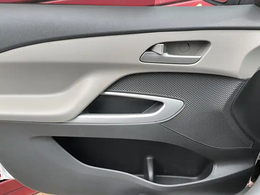 Chevrolet Sail — миниатюра 7