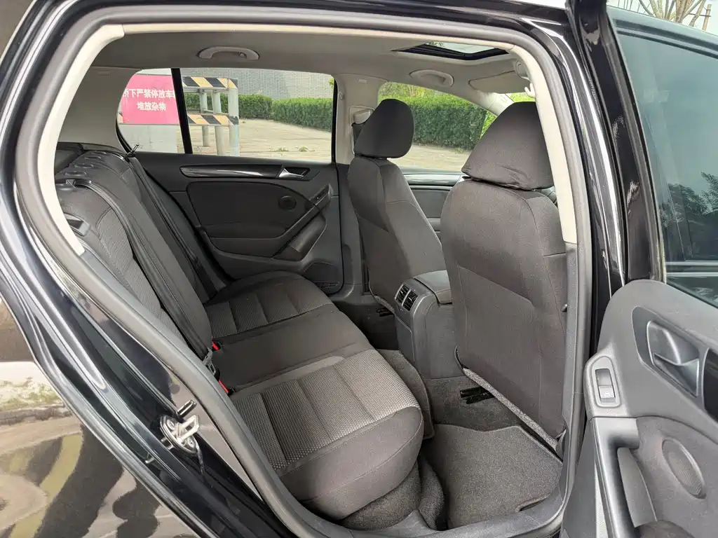 Volkswagen Golf — миниатюра 12