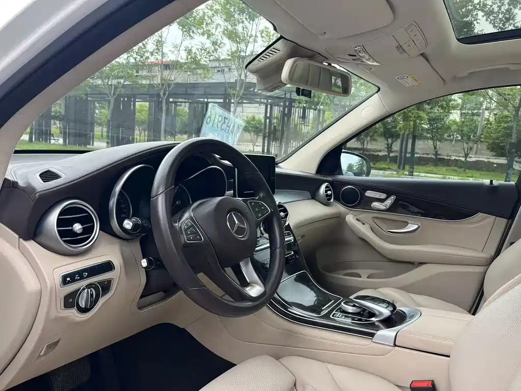 Mercedes-Benz GLC — миниатюра 11